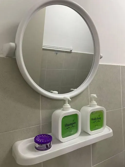 Apartment Nar'S Homestay + Free Wifi & Netflix Sepang